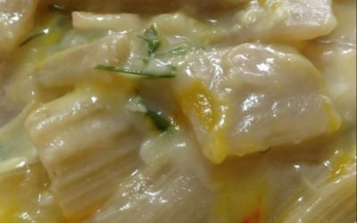 Cardo con refrito de ajo y perejil