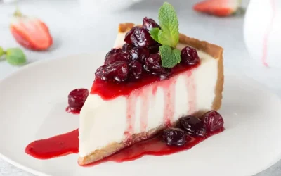 Tarta de queso con mermelada de fresa