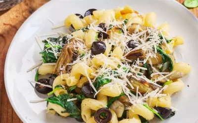 Pasta con verduras y aceitunas